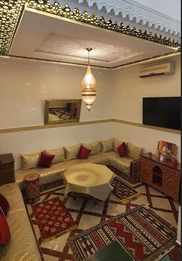Quarya Assiyahia - Riad Camilia- Maison Entiere Avec Piscine 马拉喀什 外观 照片