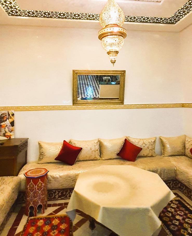 Quarya Assiyahia - Riad Camilia- Maison Entiere Avec Piscine 马拉喀什 外观 照片